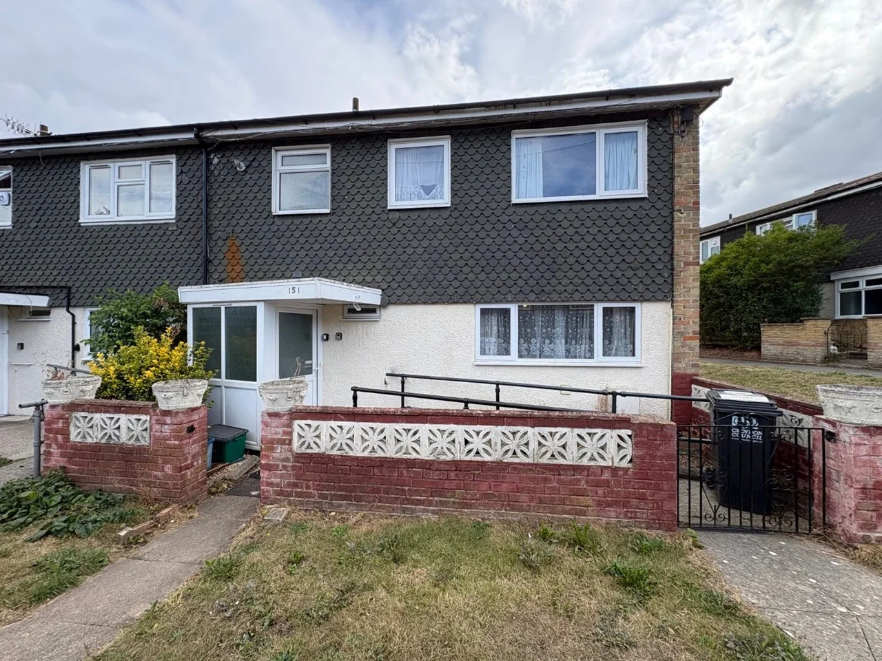 House Fieldway in Greater London