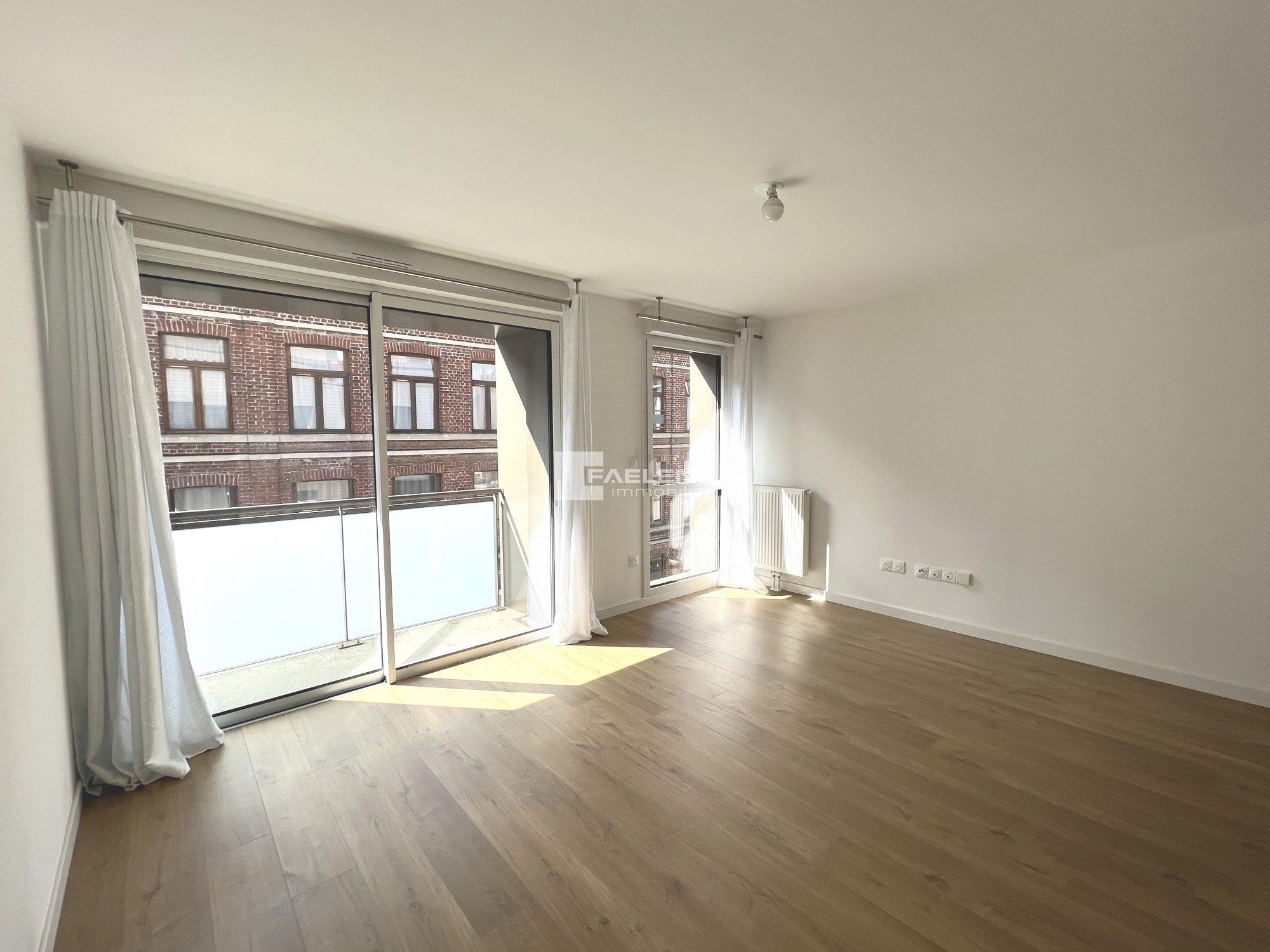 Flat Rue Philippe de Comines in Lille