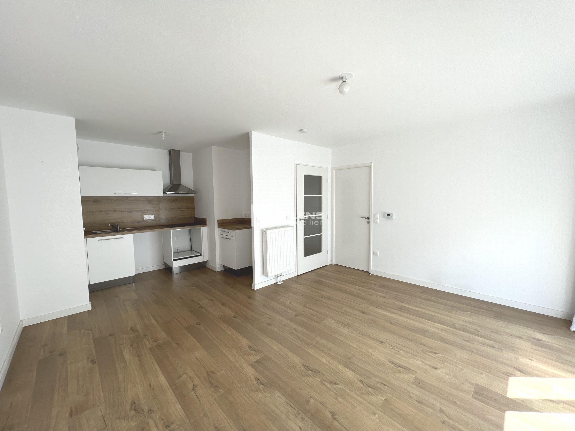 Flat Rue Philippe de Comines in Lille