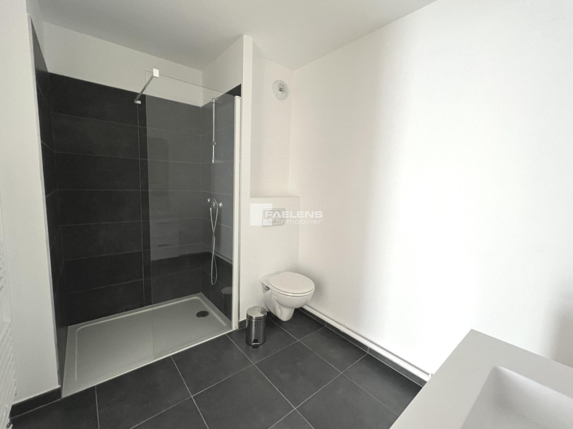 Flat Rue Philippe de Comines in Lille