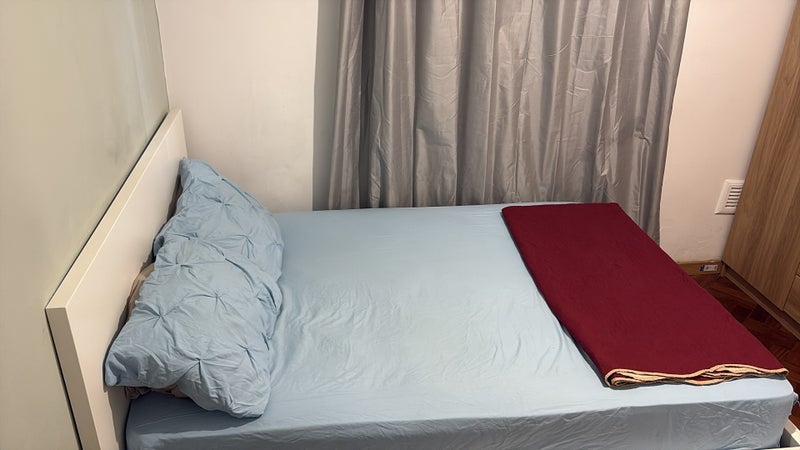 Room Bensham Manor Road in Greater London