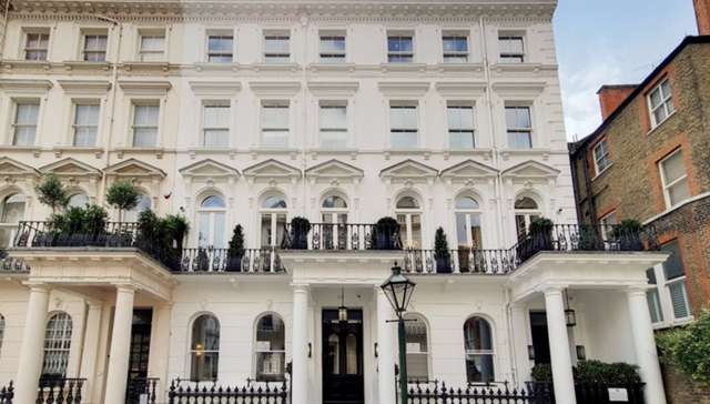 Flat Prince of Wales Terrace in Greater London