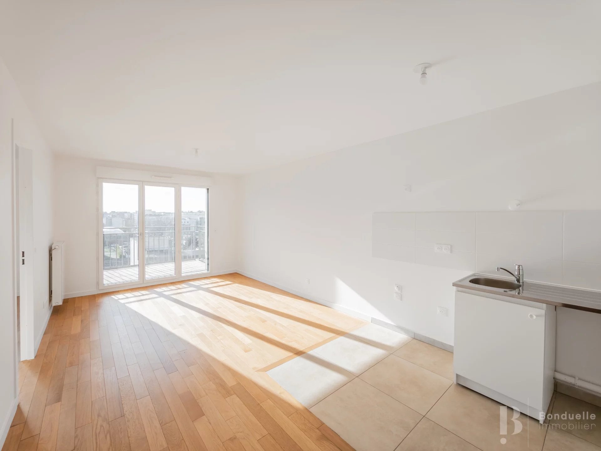 Flat Rue Paul Bert in Courbevoie