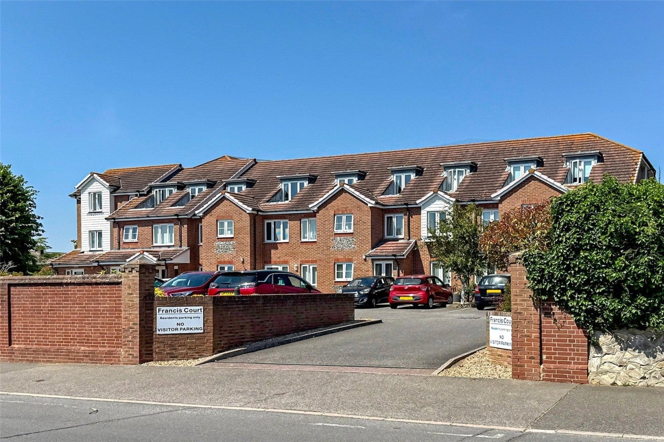 Flat St Mary's Close in Arun