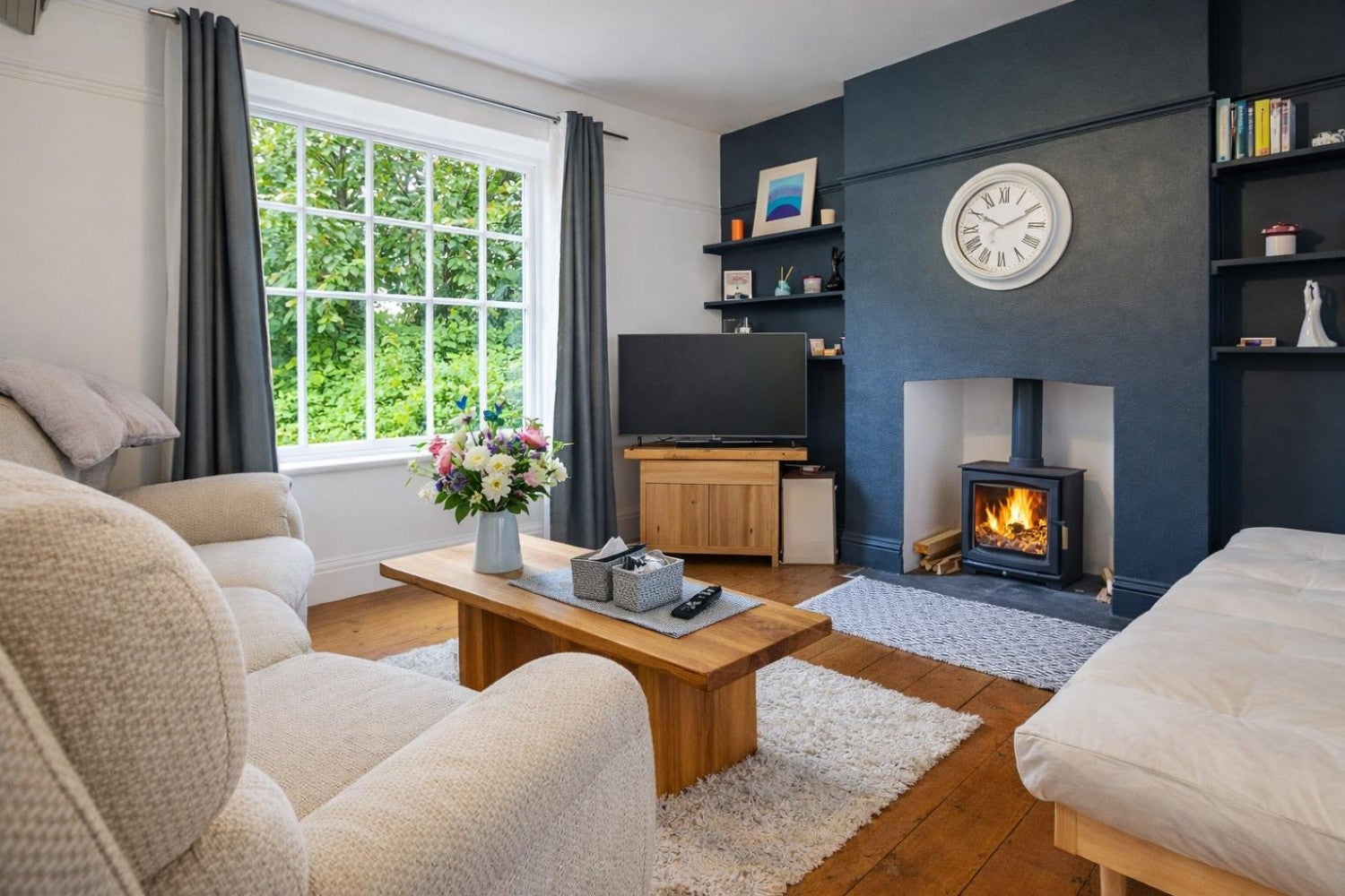 Flat Cheltenham Road in Bristol