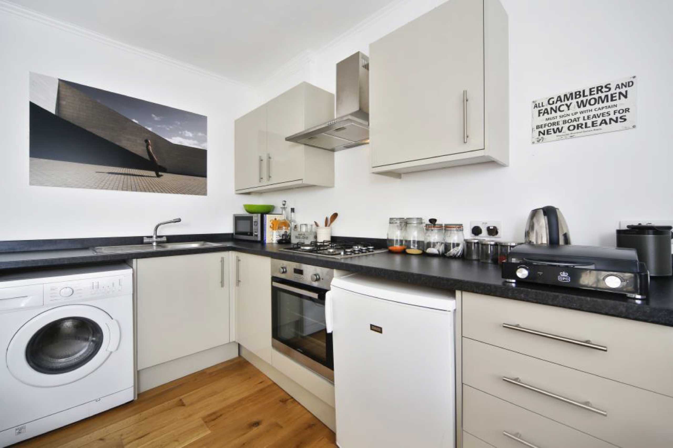 Flat Mornington Terrace in Greater London