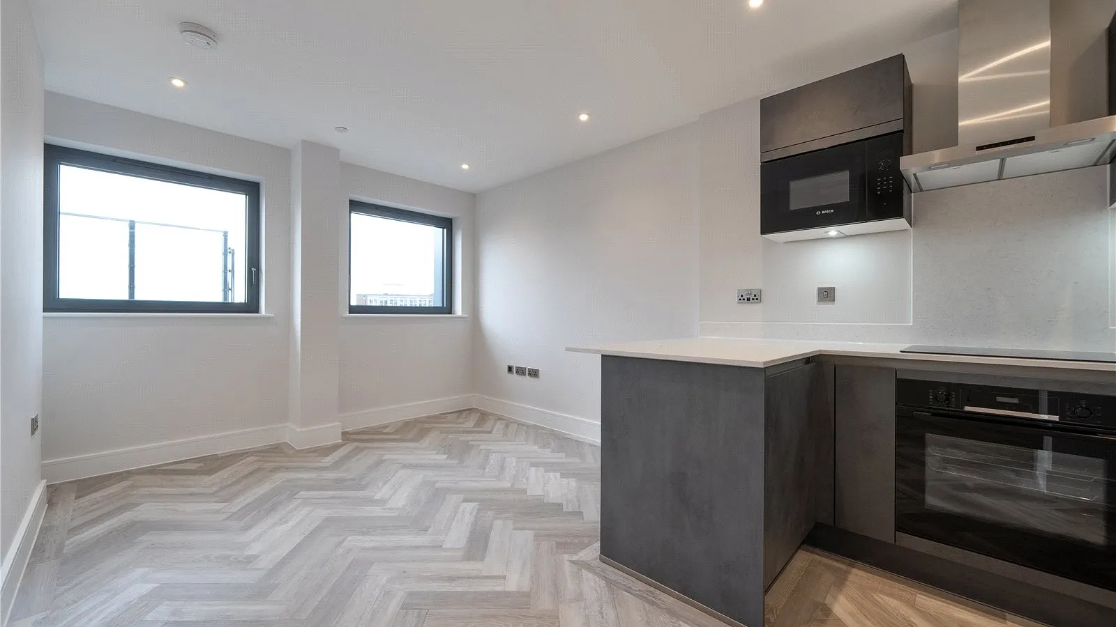 Flat Cockfosters Road in Greater London