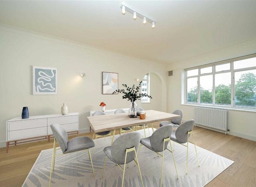 Flat Cerney Mews in City of Westminster