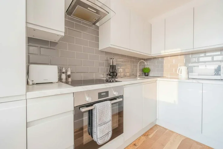 Flat Southampton Road in Eastleigh