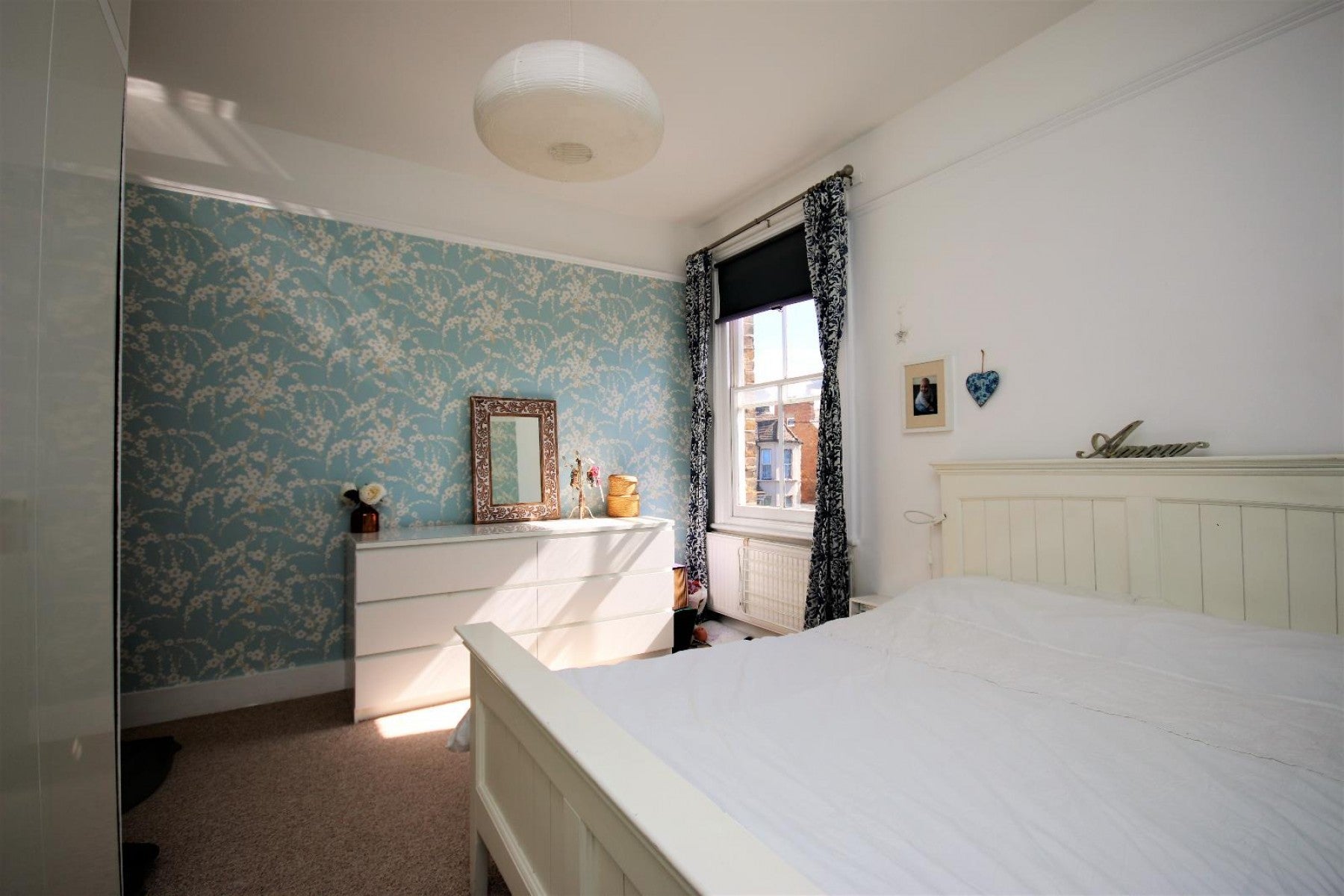 Flat Thorold Road in Greater London