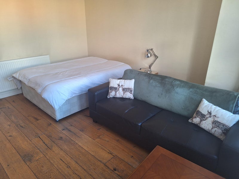Room Durnsford Road in Greater London