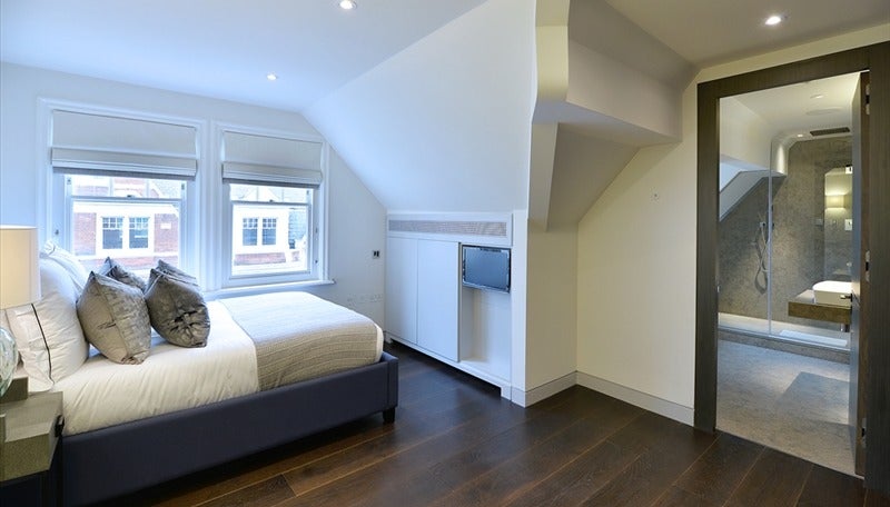 Flat Duke Street in City of Westminster