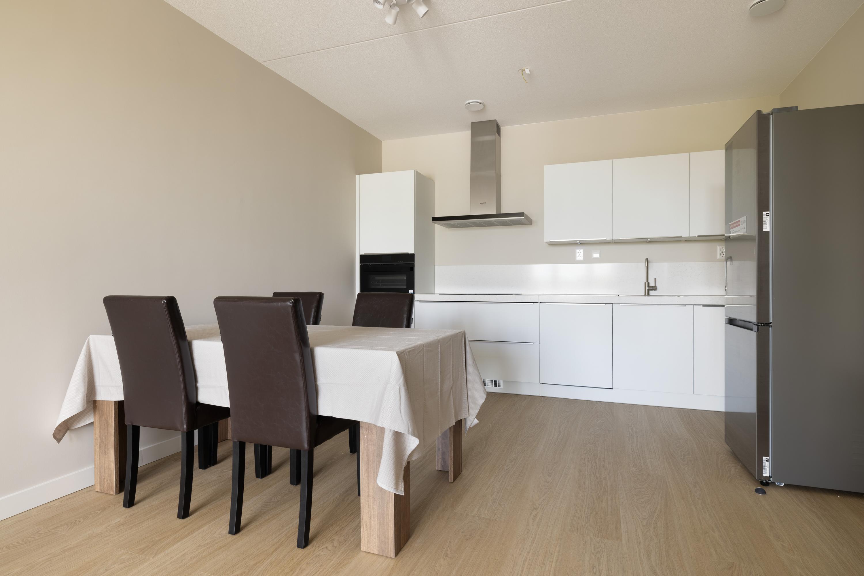 Appartement te huur: Eiffelstraat 273, Hoofddorp