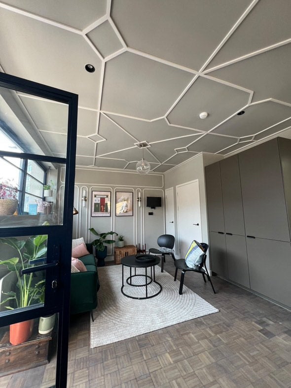 Room Catwalk Place in Greater London