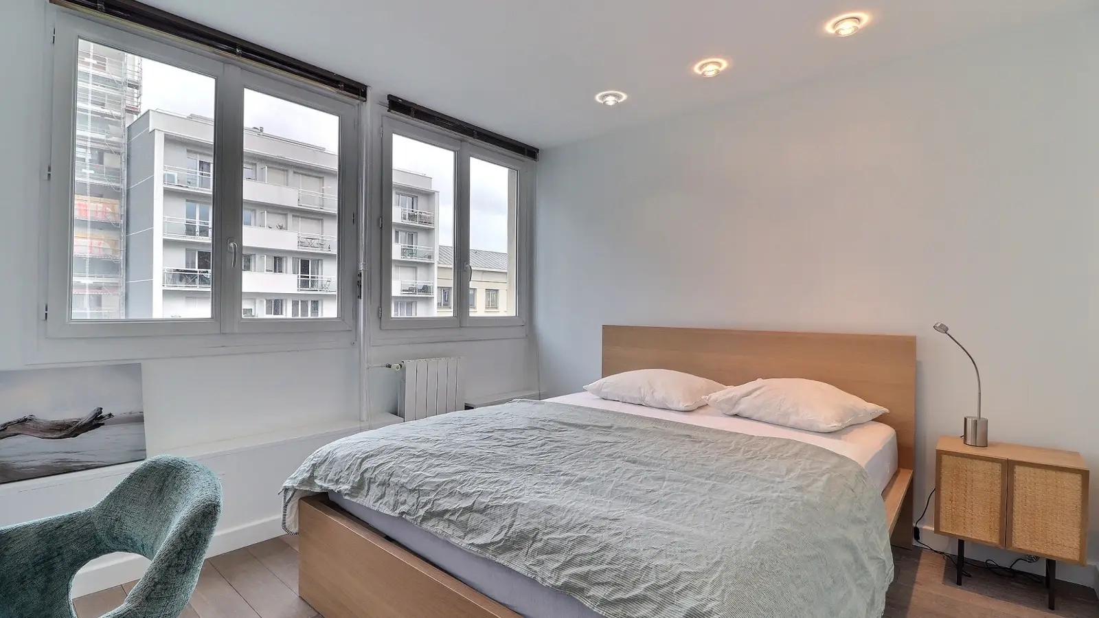 Flat Avenue Philippe Auguste in Paris