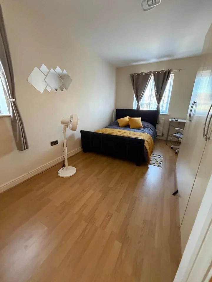 Flat Millicent Grove in Greater London