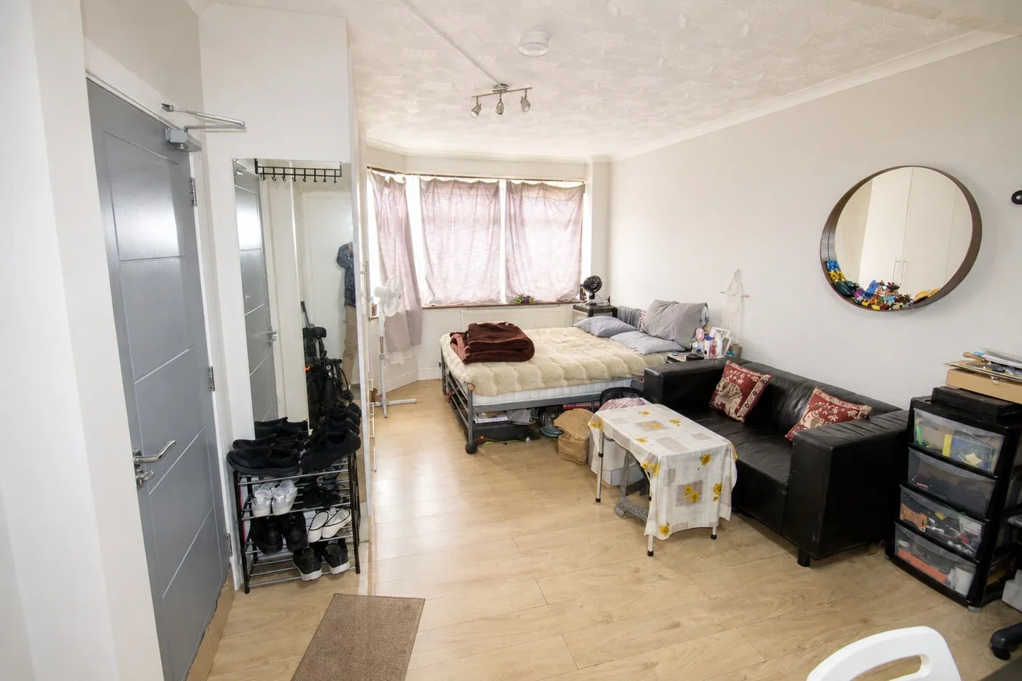 Flat Ivanhoe Road in Greater London