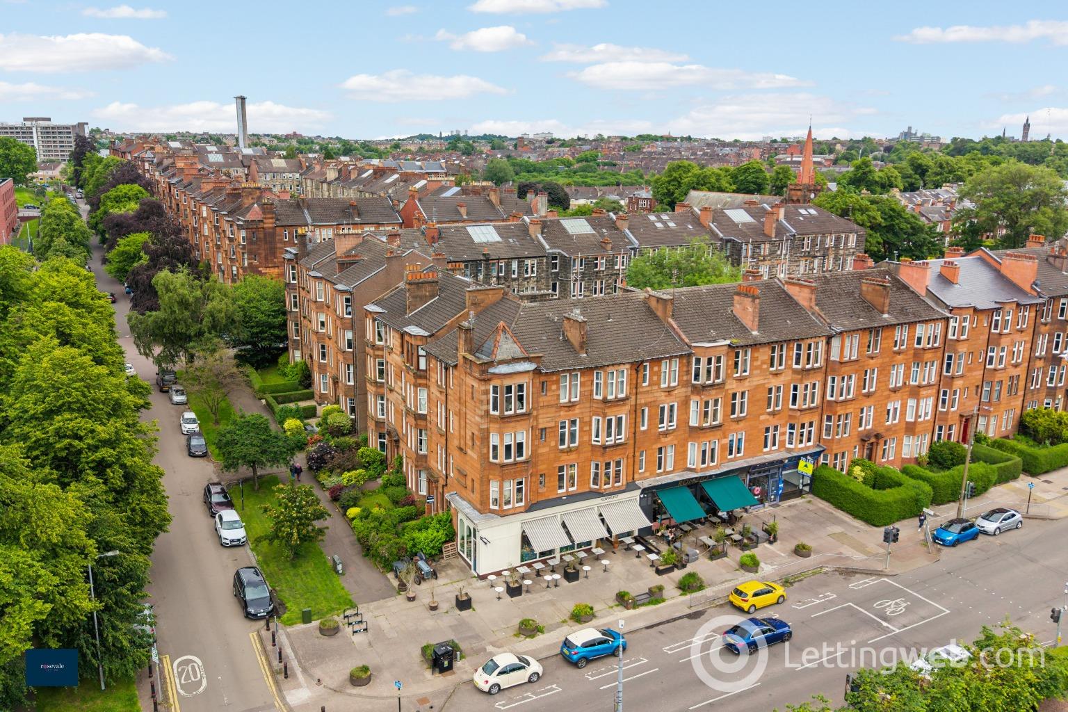 Flat Woodcroft Avenue in Glasgow