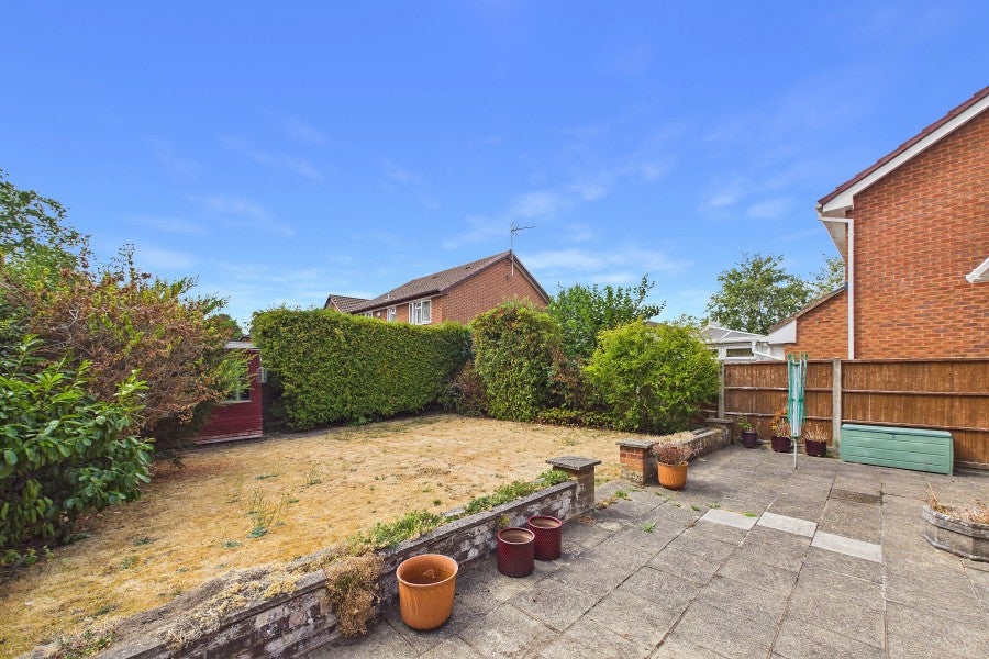 House Merlin Way in Rushmoor