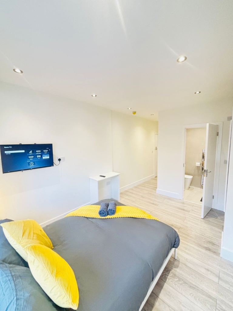 Room Park Avenue in Greater London