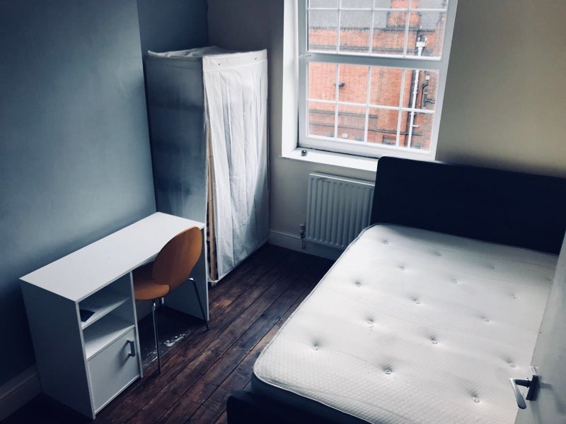 Room Lambeth Road in Greater London