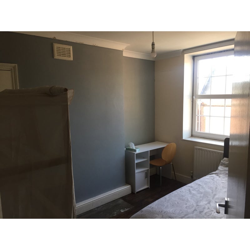Room Lambeth Road in Greater London