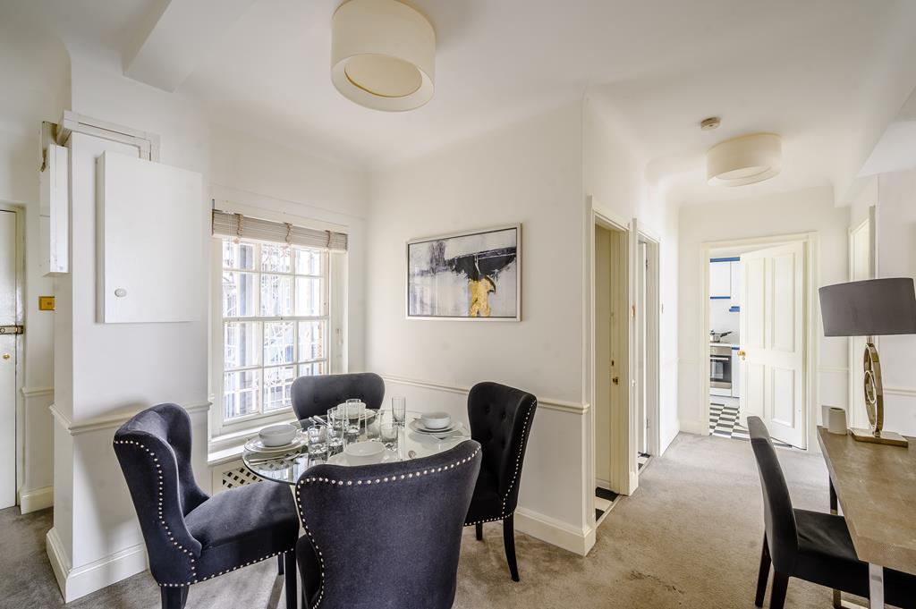 Flat Fulham Road in Greater London