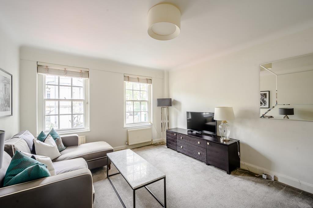 Flat Fulham Road in Greater London
