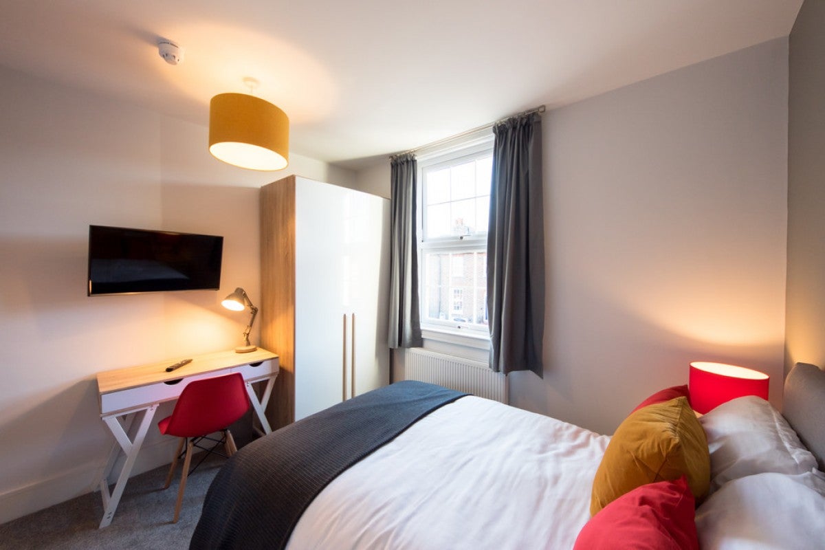 Room Argyle Street in Reading