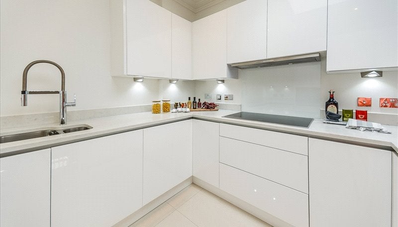 Flat Rainville Road in Greater London