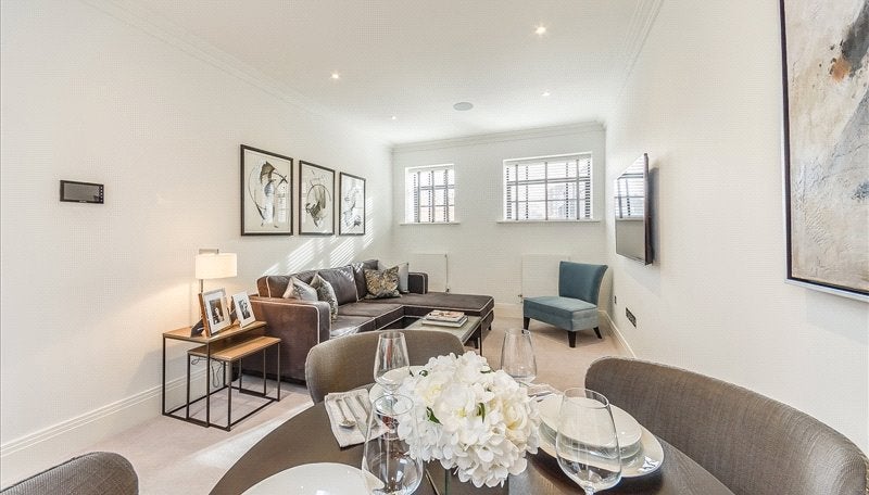 Flat Rainville Road in Greater London