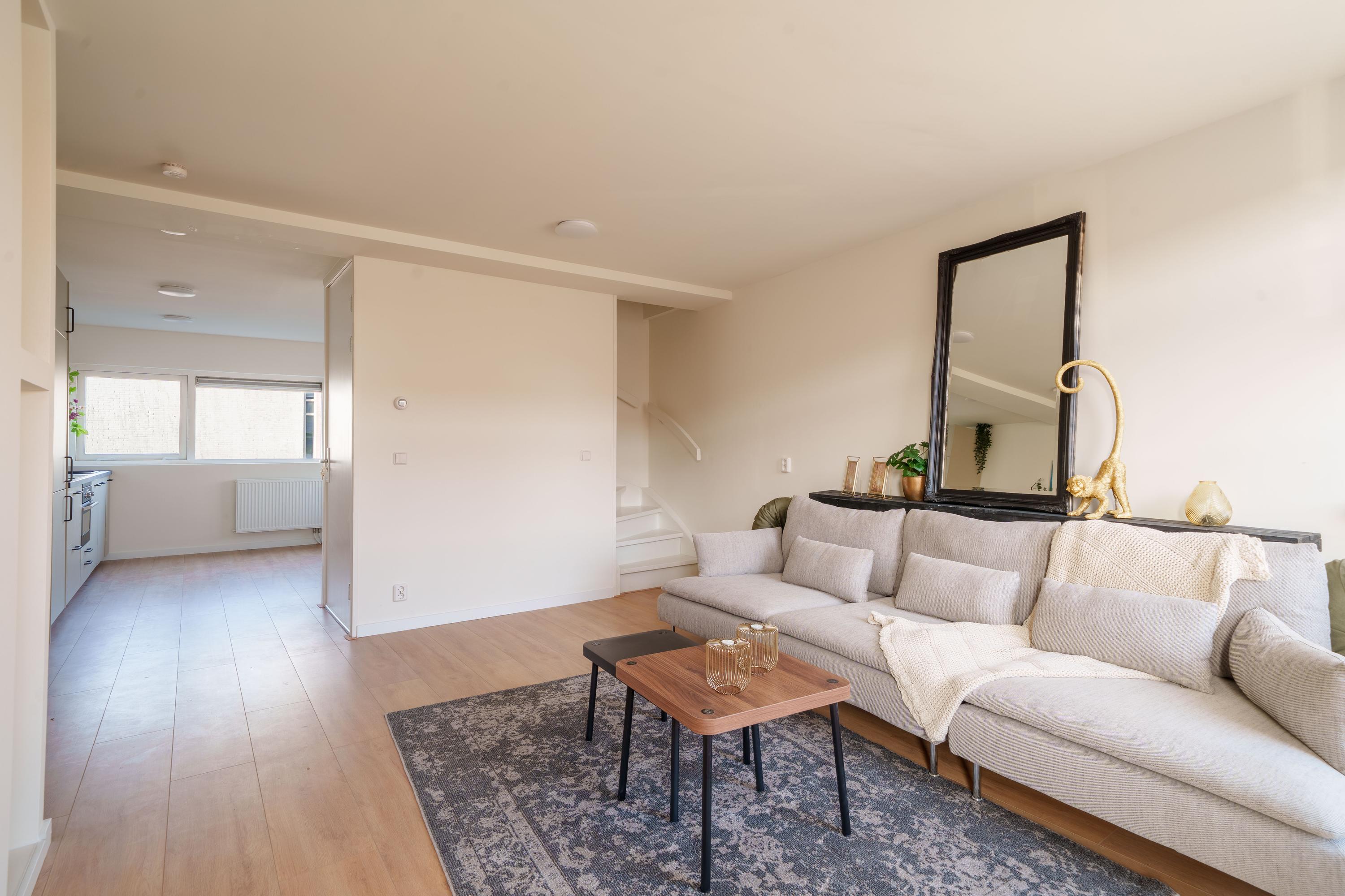 Appartement te koop: Mintplantsoen 60, Almere