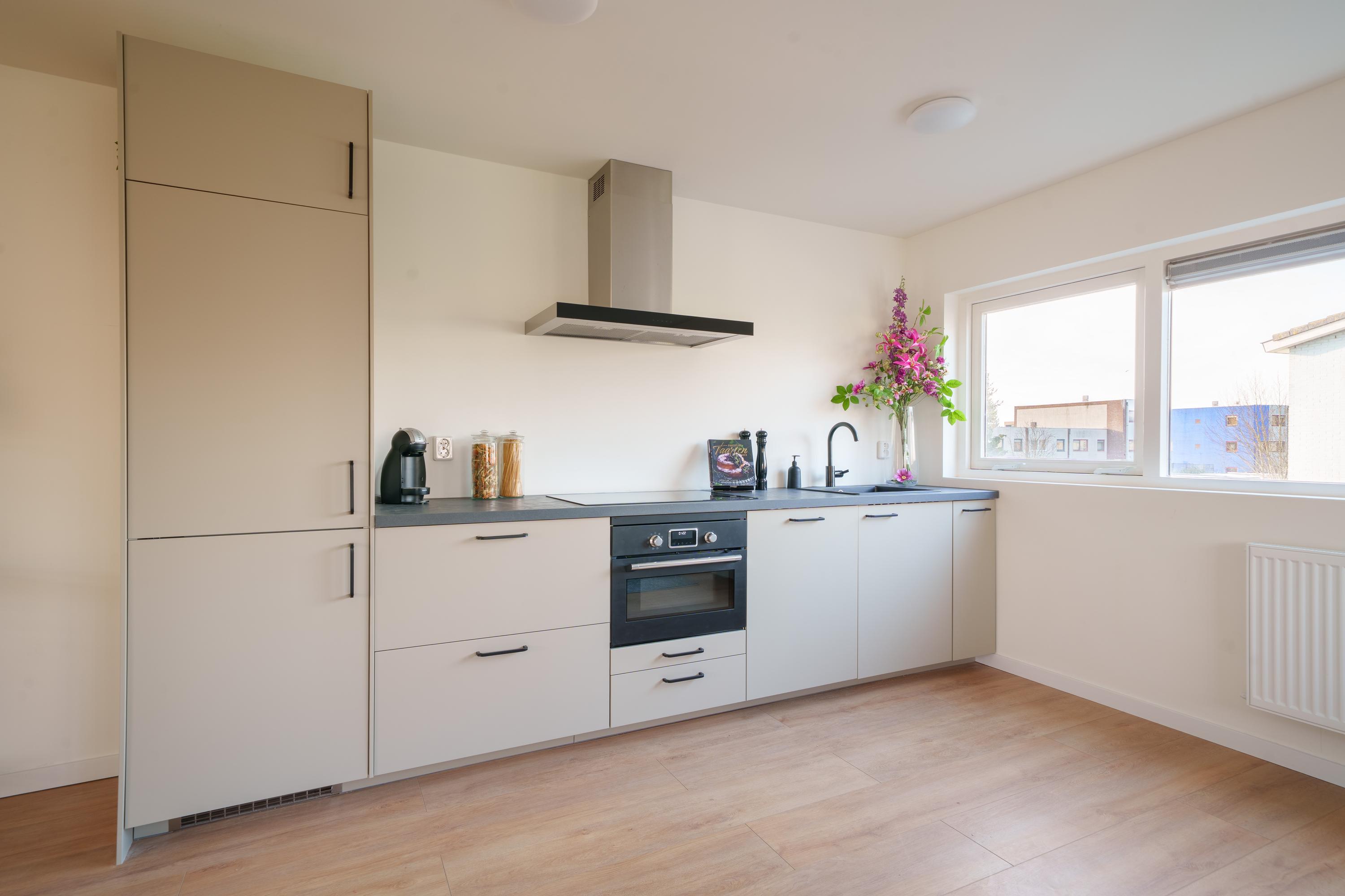 Appartement te koop: Mintplantsoen 60, Almere