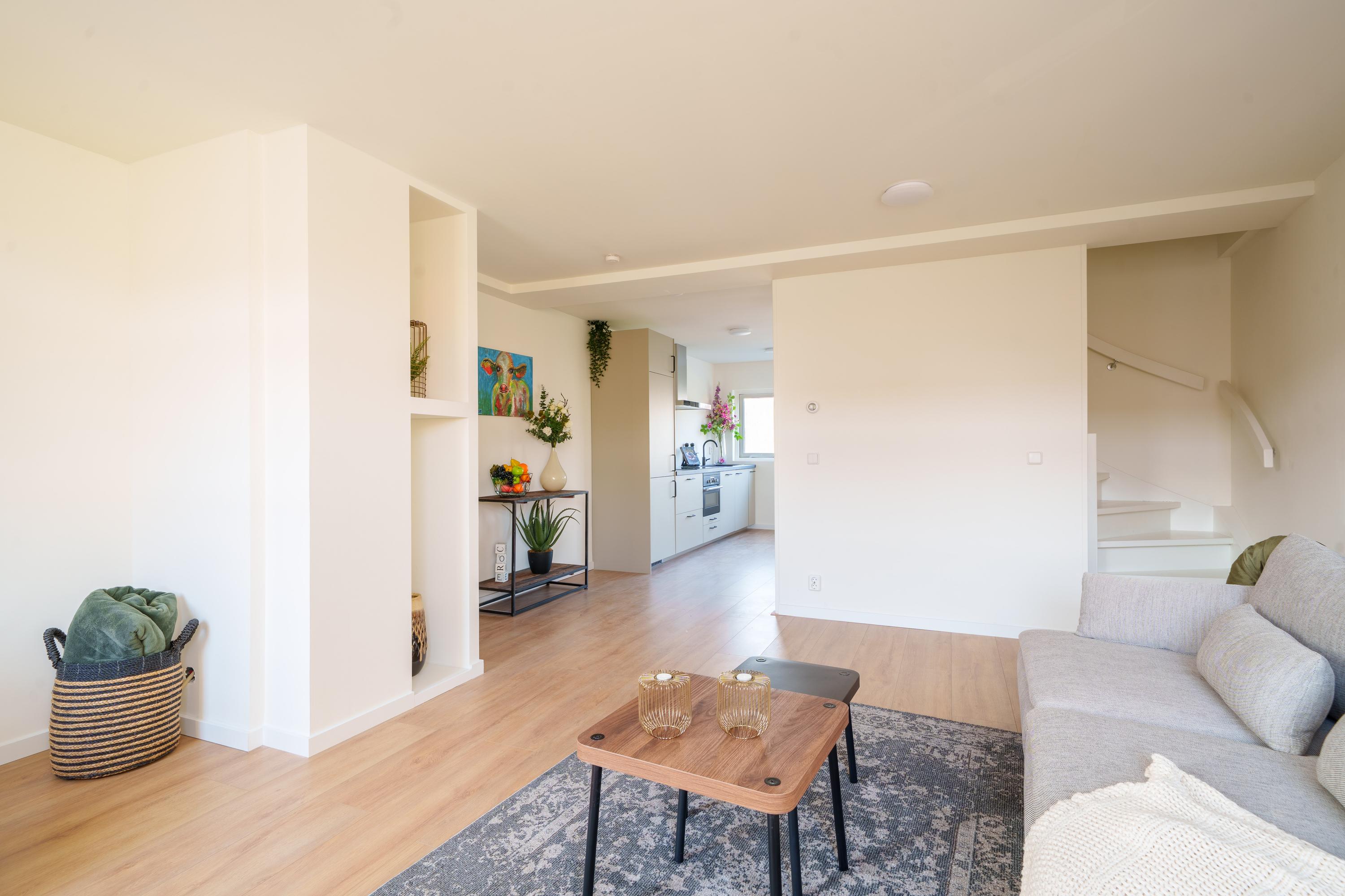 Appartement te koop: Mintplantsoen 60, Almere