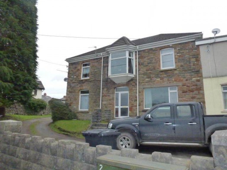 Flat Ashgrove in Pontyberem