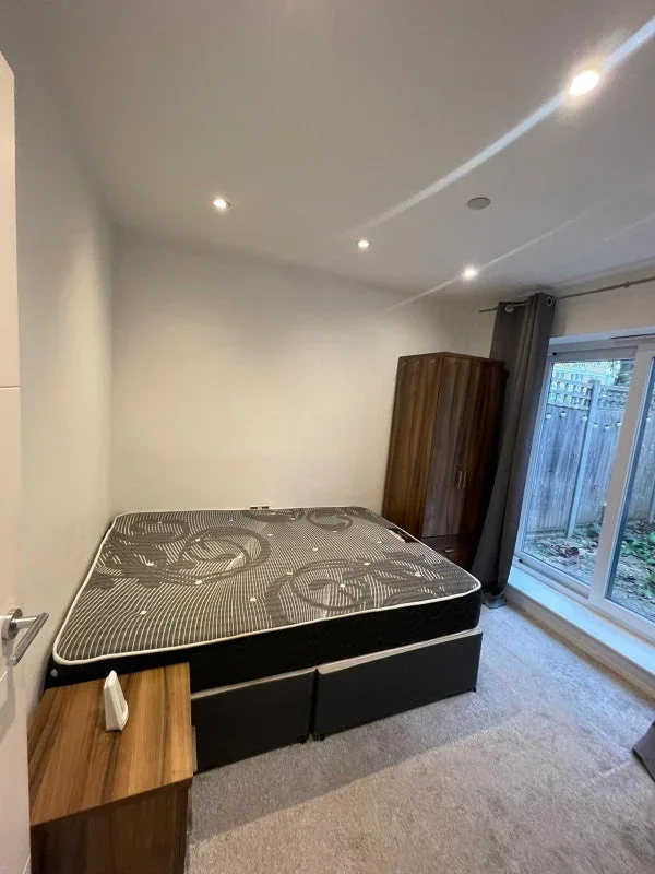 Room Nightingale Road in Greater London