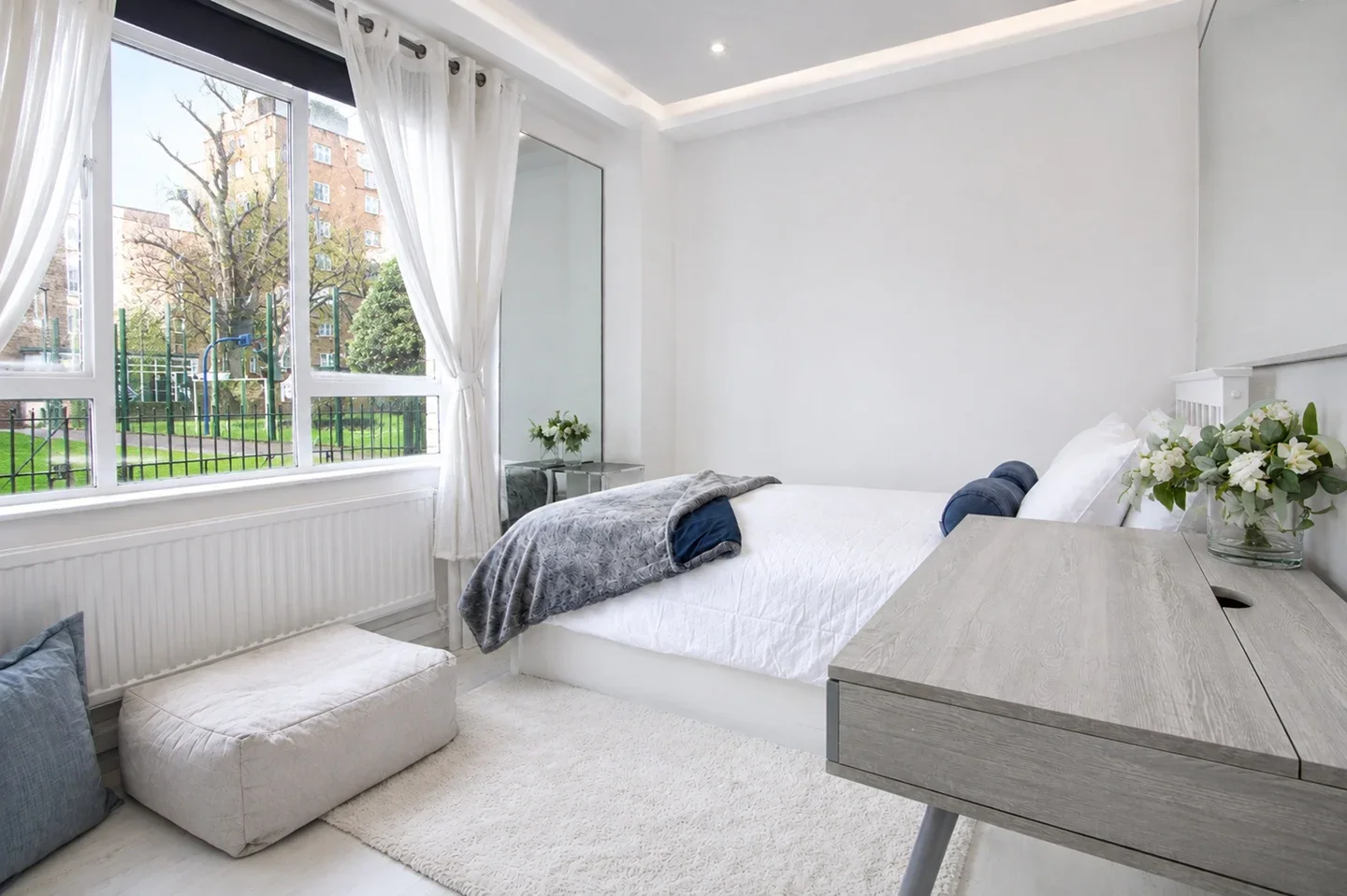 Room John Aird Court in City of Westminster