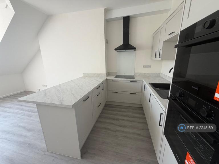 Flat Sefton Drive in Liverpool