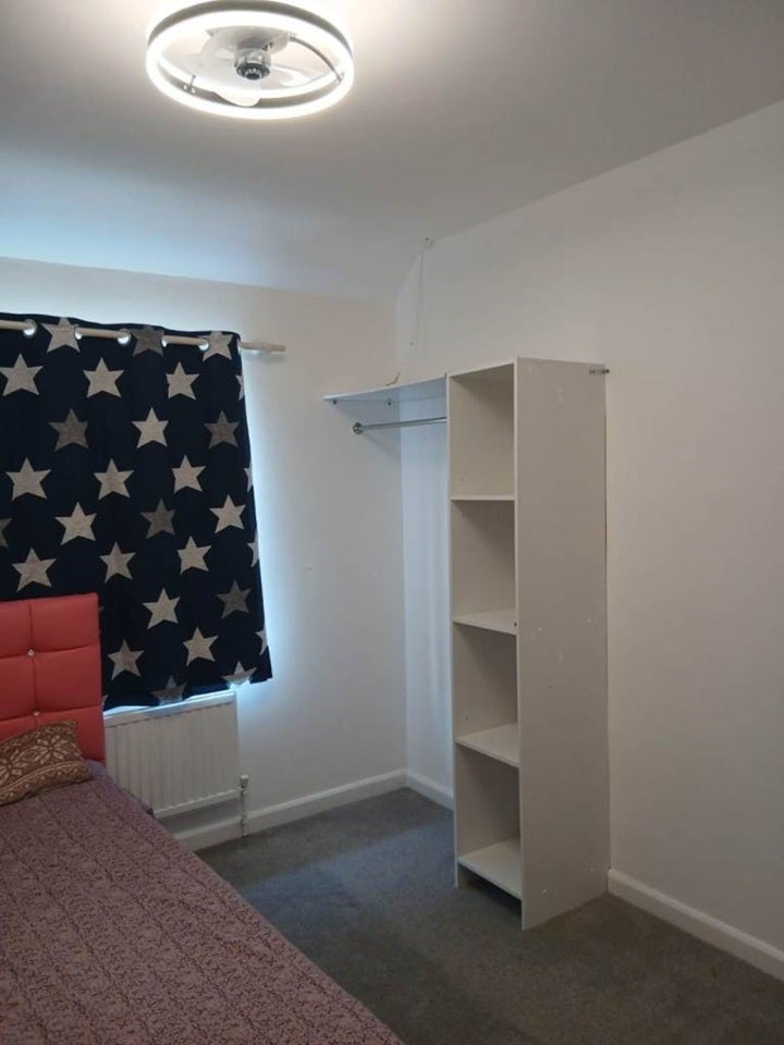 Room Green Lane in Greater London