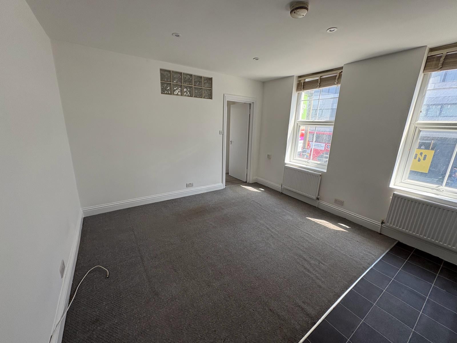 Flat Woolwich Road in Greater London