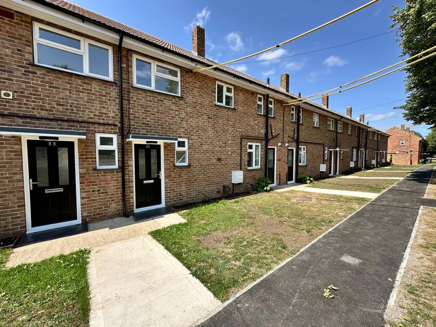 House Choulston Close in Haxton
