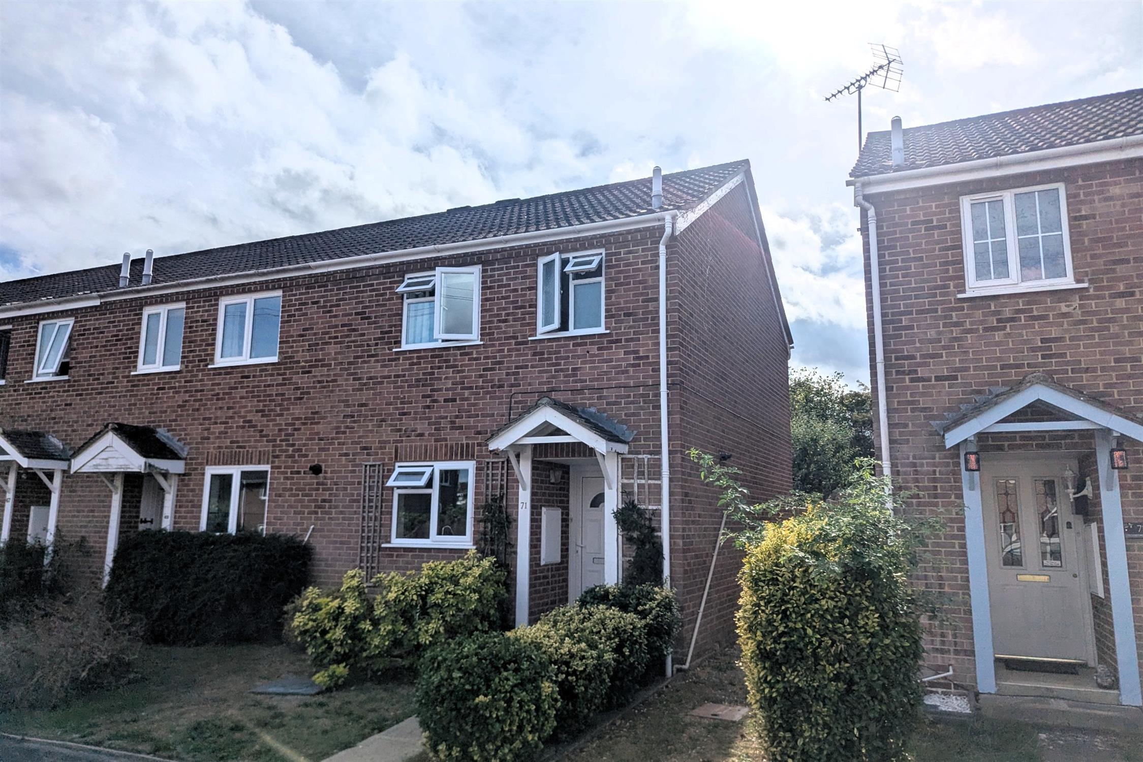 House Hunters Crescent in Test Valley