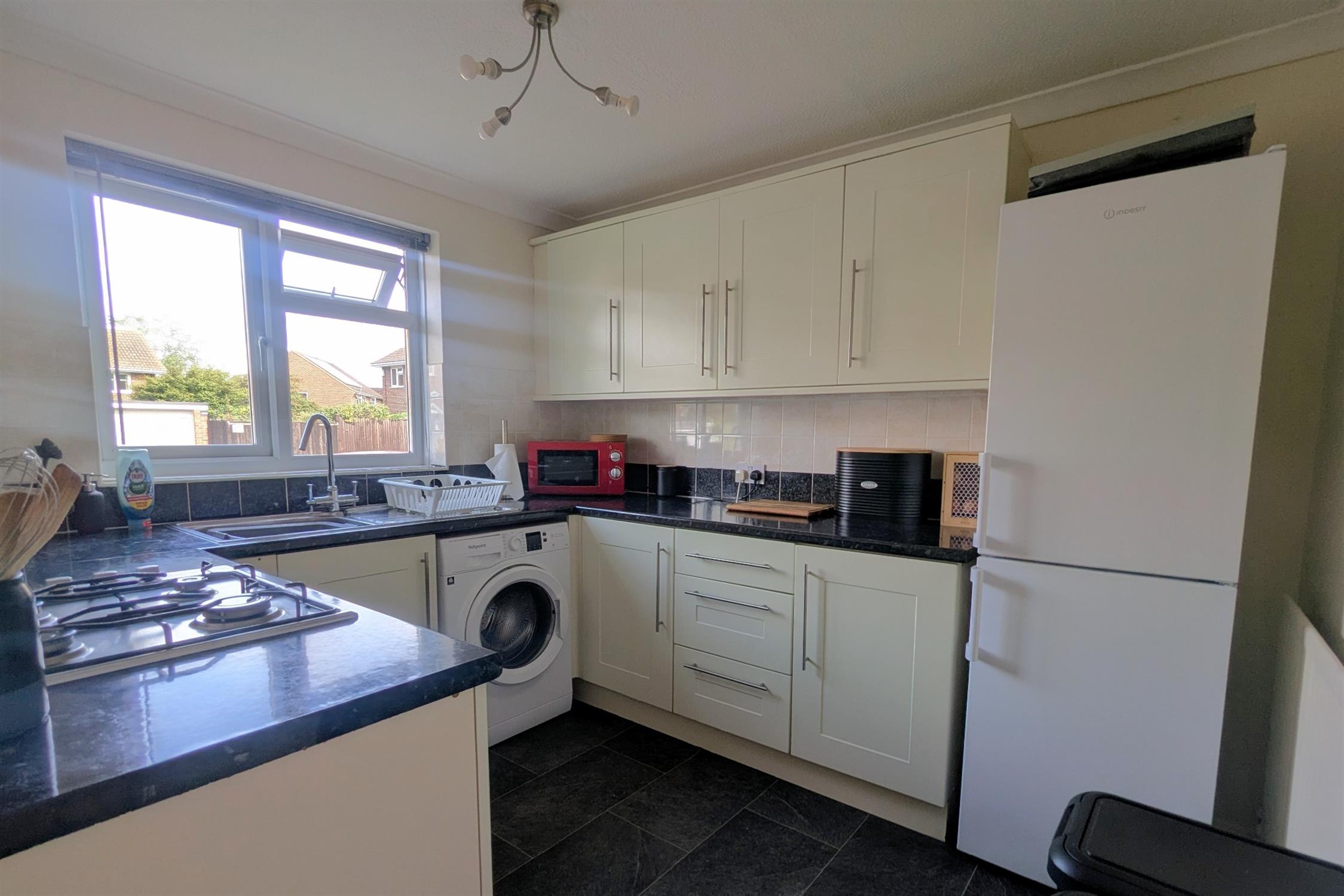 House Hunters Crescent in Test Valley