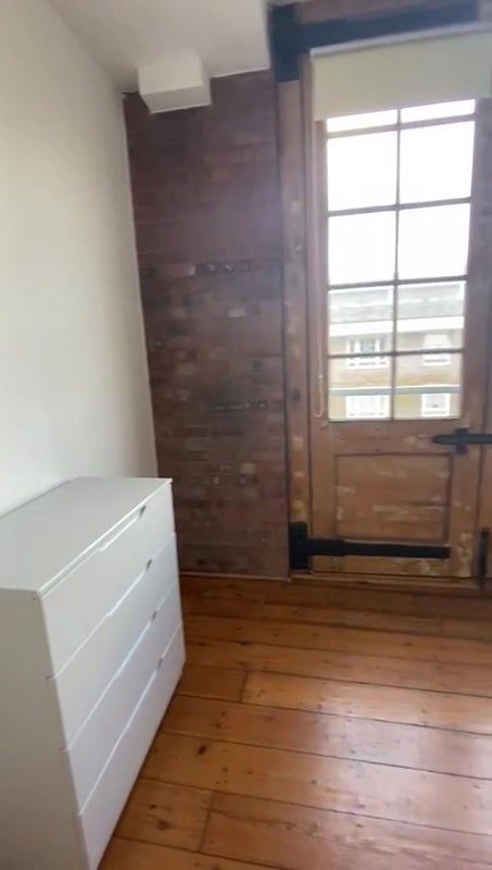 Room Back Church Lane in Greater London