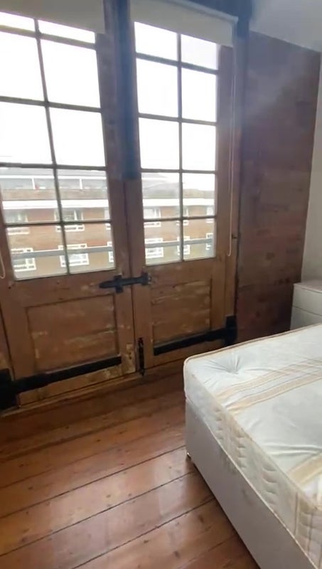 Room Back Church Lane in Greater London