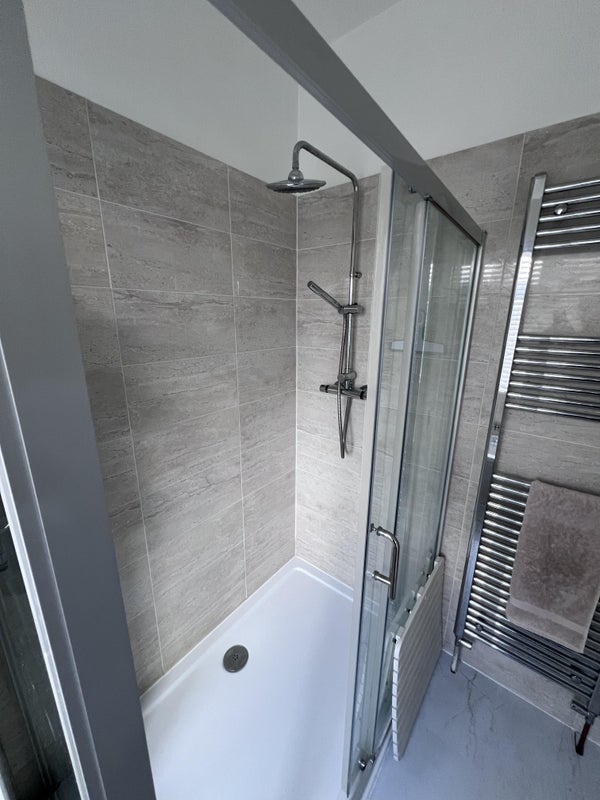 Room Harland Road in Greater London