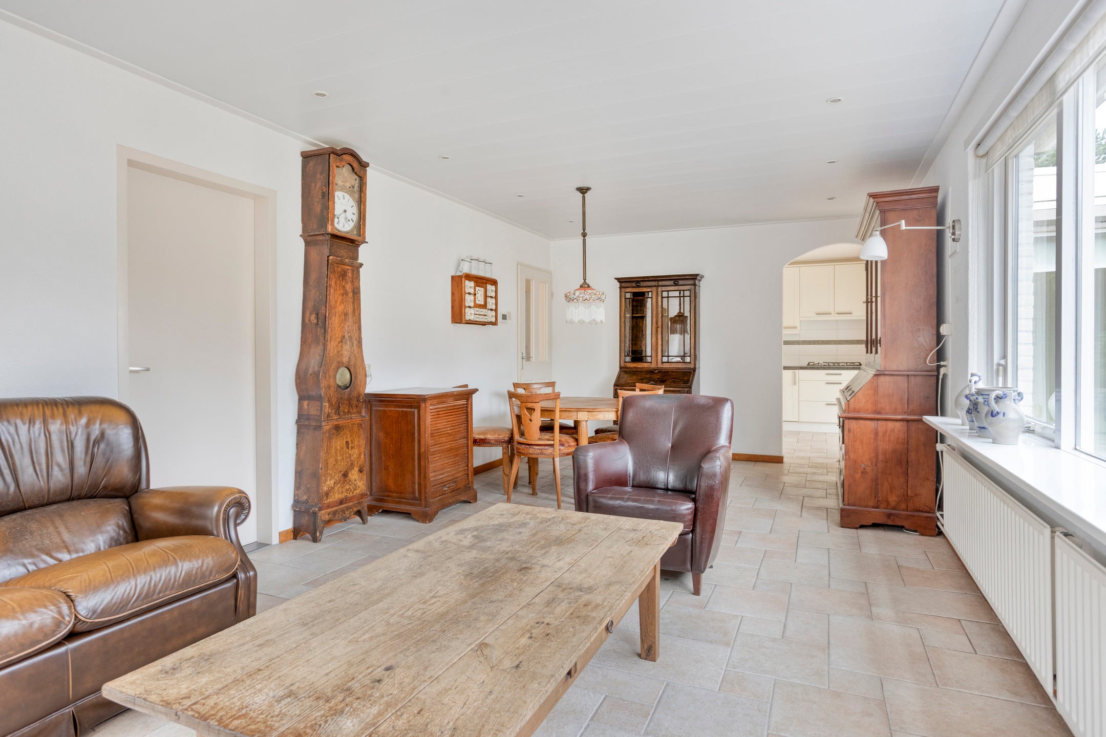 Tussenwoning te koop: Contrabas 23, Etten-Leur
