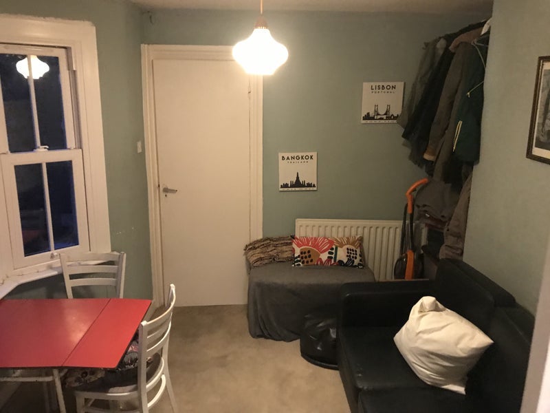 Room Derbyshire Street in Greater London