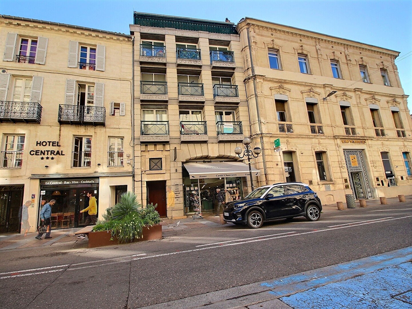 Flat Avenue Pierre Semard in Avignon