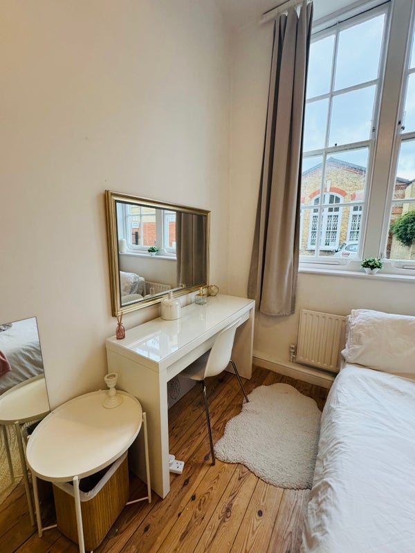 House Symphony Mews in City of Westminster
